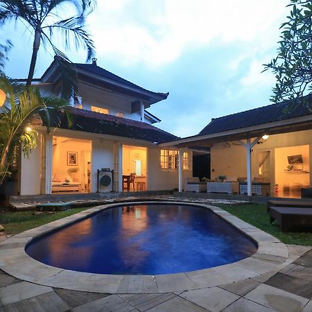 Villa Amalfi Seminyak  Ngoại thất bức ảnh