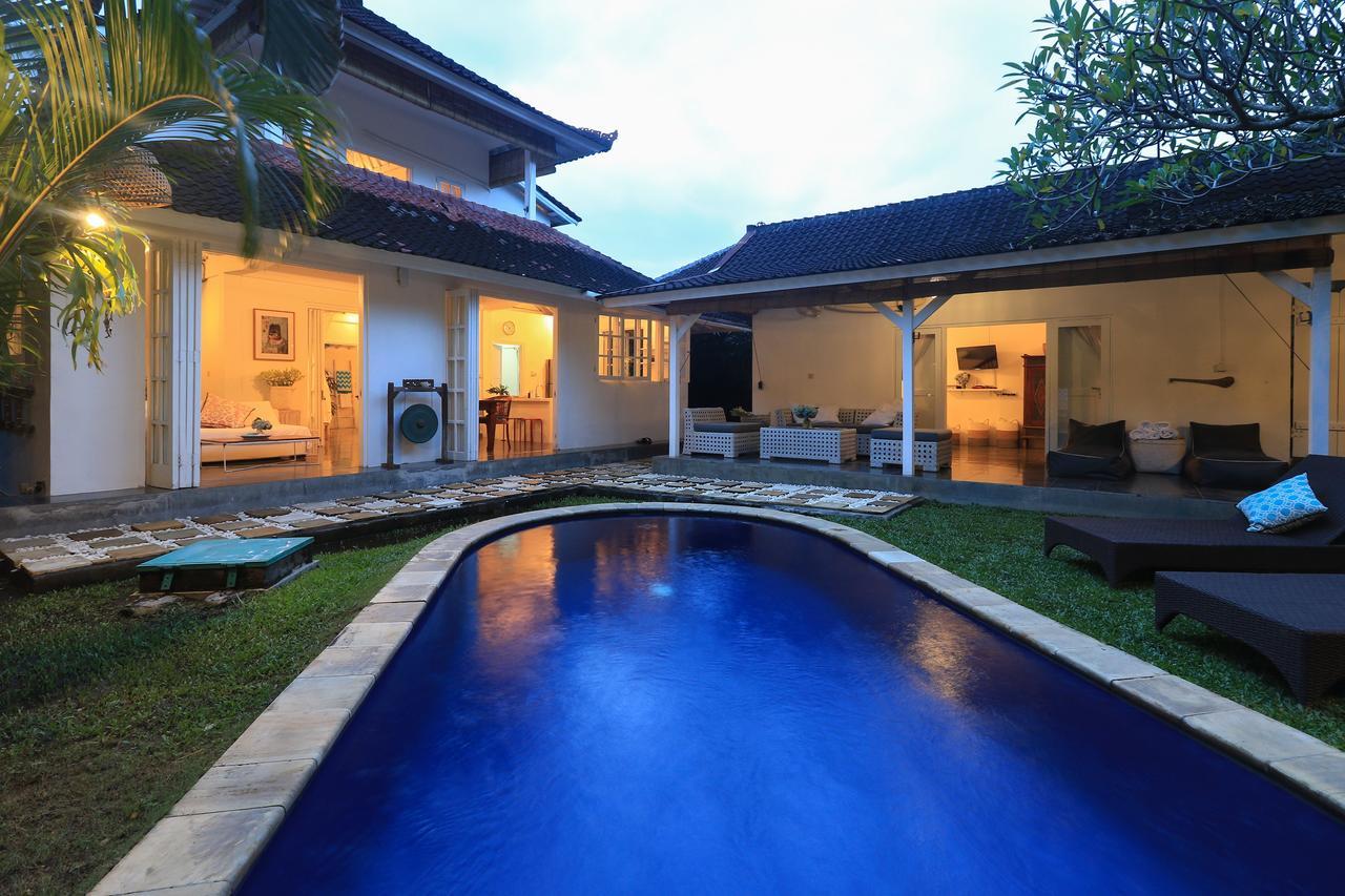 Villa Amalfi Seminyak  Ngoại thất bức ảnh