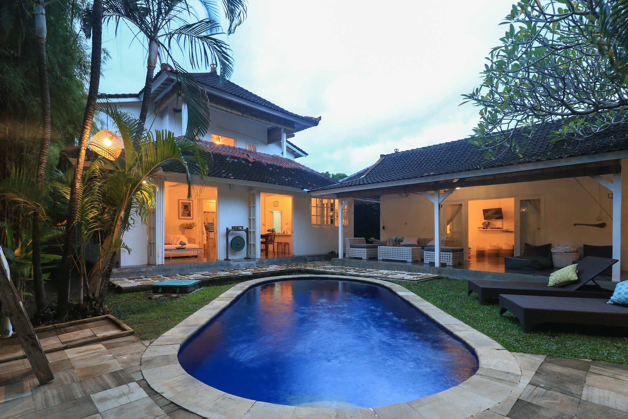 Villa Amalfi Seminyak  Ngoại thất bức ảnh